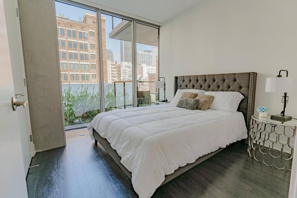 Downtown Paradise Escape With 2 Pools / Hot Tubs Apartment Los Angeles Luaran gambar