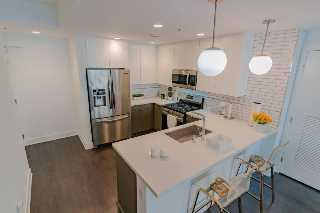 Downtown Paradise Escape With 2 Pools / Hot Tubs Apartment Los Angeles Luaran gambar